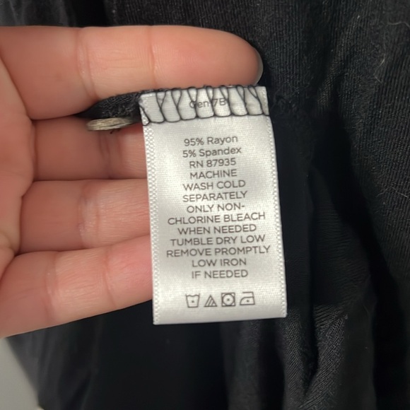 LOGO Lori Goldstein Small Black Long Sleeve tunic long with pockets - Picture 6 of 7